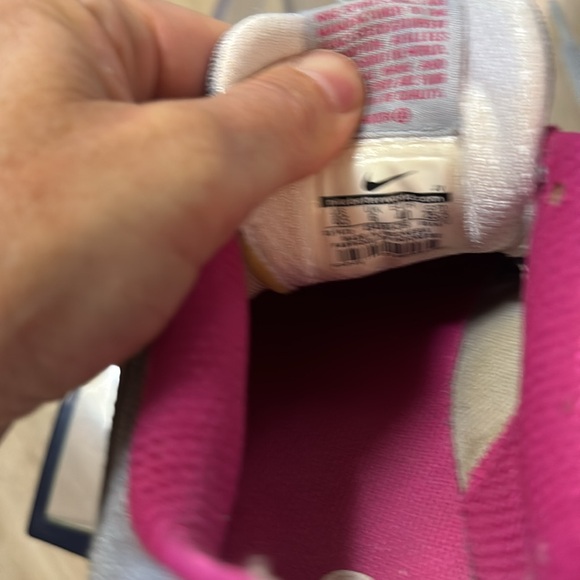 Nike Dual Fusion Lite Running Shoes - Women’s size 8.5 - Picture 4 of 5